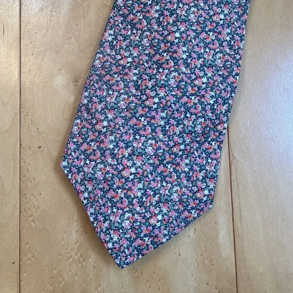 VINTAGE LIBERTY OF LONDON PINK FLORAL 100% COTTON TIE MADE IN USA